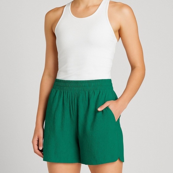 Athleta Pants - Athleta Women's Echo Shorts Green Athletic Shorts Size 8